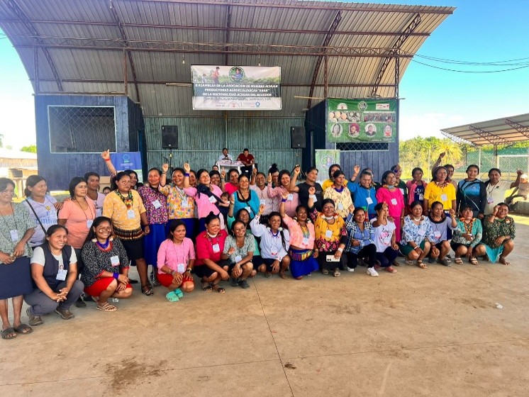 Diálogo territorial con mujeres Achuar fortalece liderazgo, participación e incidencia climática en Ecuador